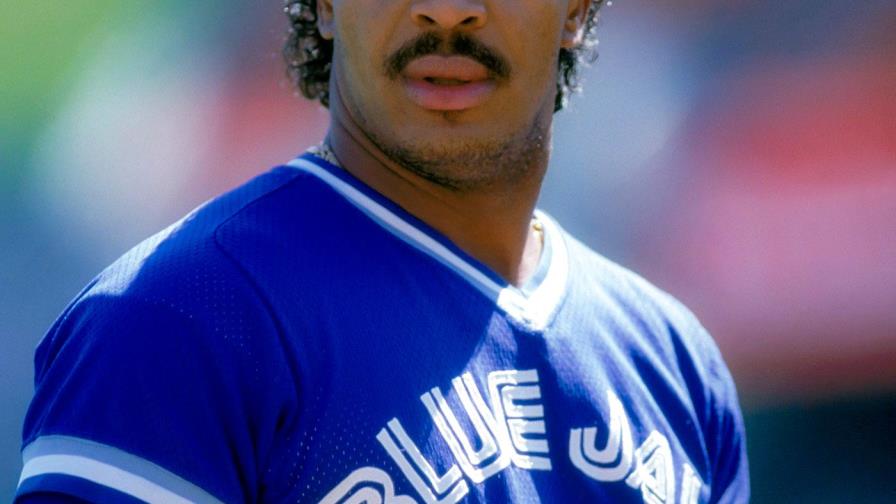 George Bell dispara tres jonrones en juego inaugural