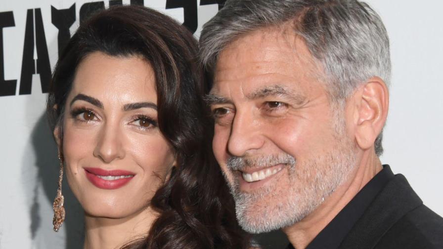 George y Amal Clooney donan un millón de dólares para combatir el COVID-19 George y Amal Clooney donan un millón de dólares para combatir el COVID-19