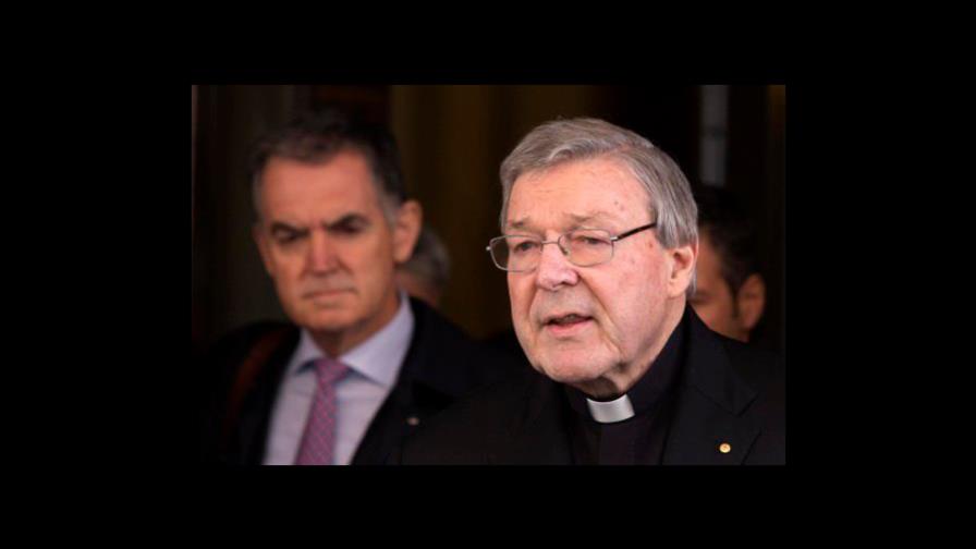 Retiran cargos a periodistas que informaron sobre juicio por pederastia a cardenal australiano Retiran cargos a periodistas que informaron sobre juicio por pederastia a cardenal australiano