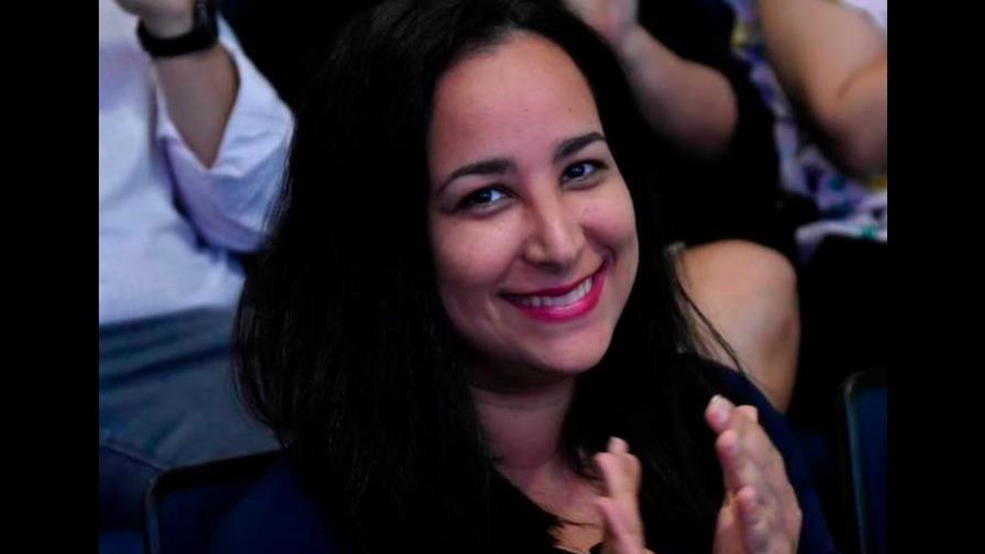 Gèraldine de Santis: “Del pasado busco lo que falta por decir, lo que está entre líneas” Gèraldine de Santis: “Del pasado busco lo que falta por decir, lo que está entre líneas”