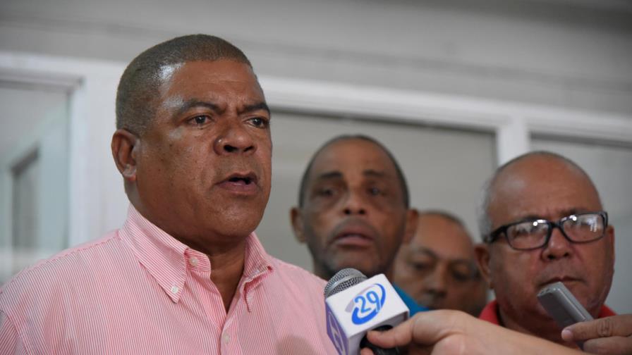 CNTT denuncia empresarios y Gobierno abandonan al sector transporte RD CNTT denuncia empresarios y Gobierno abandonan al sector transporte RD