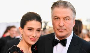 Alec Baldwin defiende a su esposa tras cuestionarse su origen español