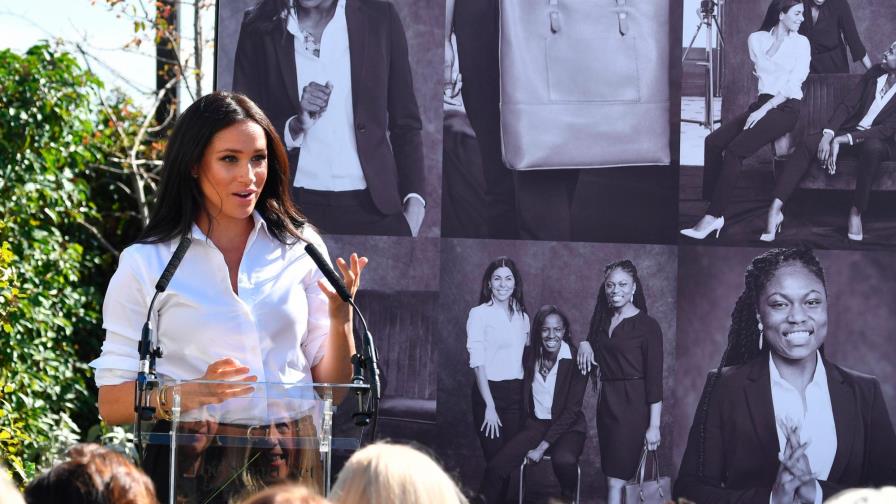 La duquesa de Sussex lanza línea de ropa junto a Smart Works 