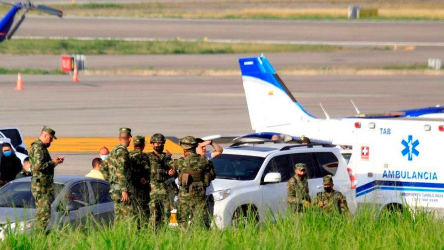 Dos policías y un civil mueren en ataque terrorista en aeropuerto colombiano