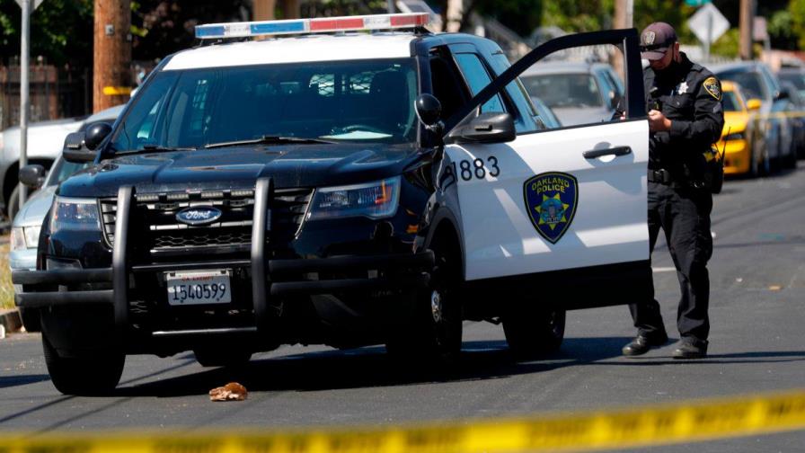 Un muerto, cinco heridos en tiroteo en Oakland