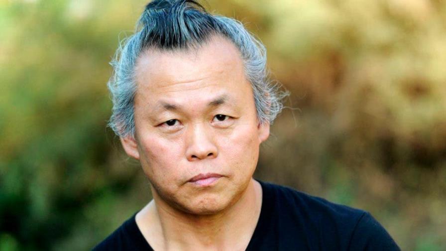 Muere por complicaciones de COVID-19 el director surcoreano Kim Ki-Duk