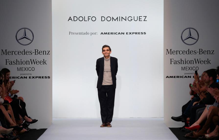 Adolfo Domínguez recibe el Premio Nacional de Diseño
