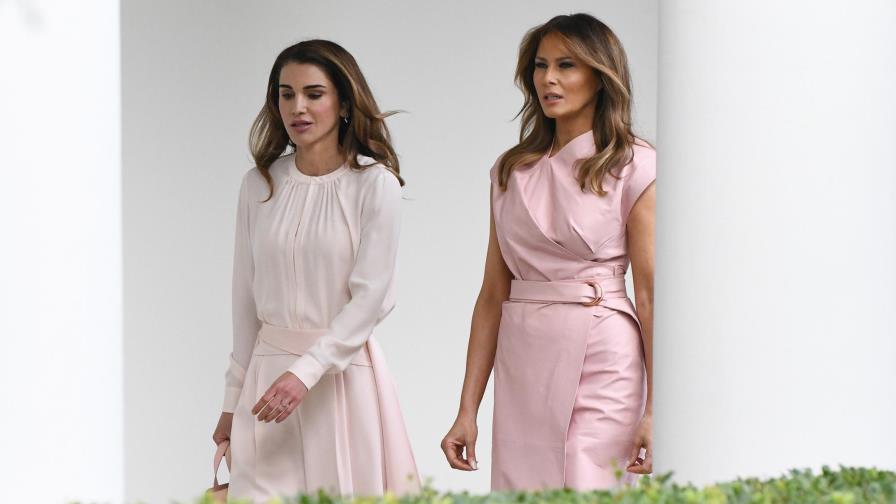 Rania de Jordania y Melania Trump, las primeras damas mejor vestidas del mundo