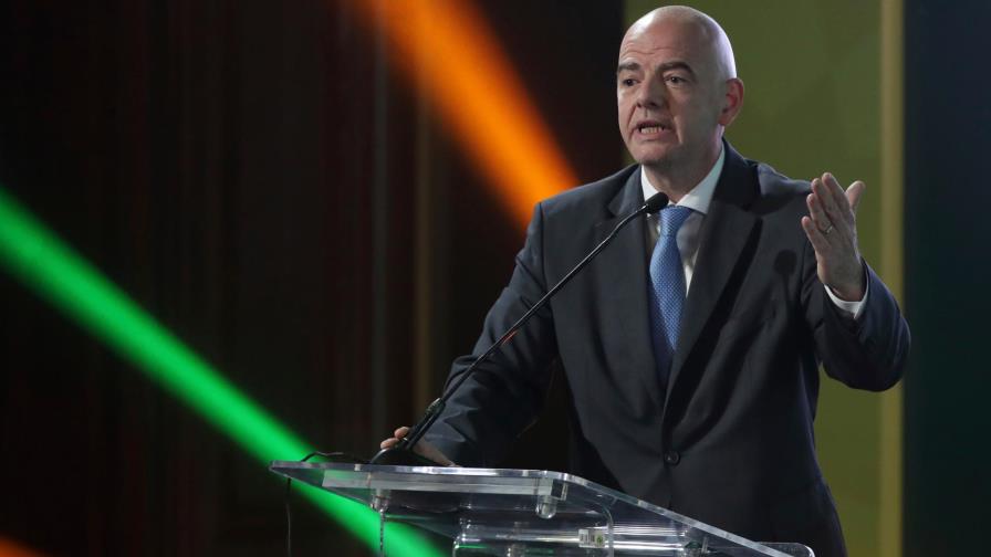 Presidente de la FIFA rechaza crítica de Blatter a reformas en África Presidente de la FIFA rechaza crítica de Blatter a reformas en África