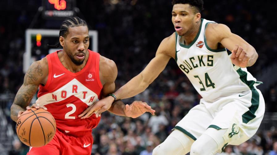 Bucks y Antetokounmpo al borde de la eliminación ante Raptors