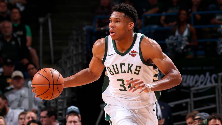 Giannis Antetokounmpo anuncia su renovación con los Bucks por cinco años y US$228,2 millones