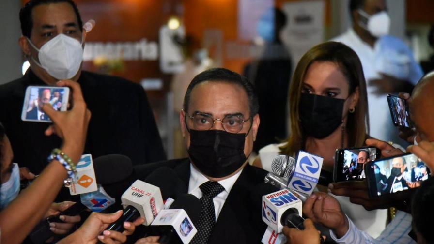 Gilberto Santa Rosa: Cuando un general muere, los rasos debemos rendirle tributo