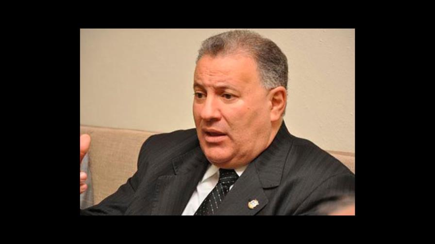 Serrulle impugna ante la JCE modificación del nombre “Con la Fuerza del Pueblo”