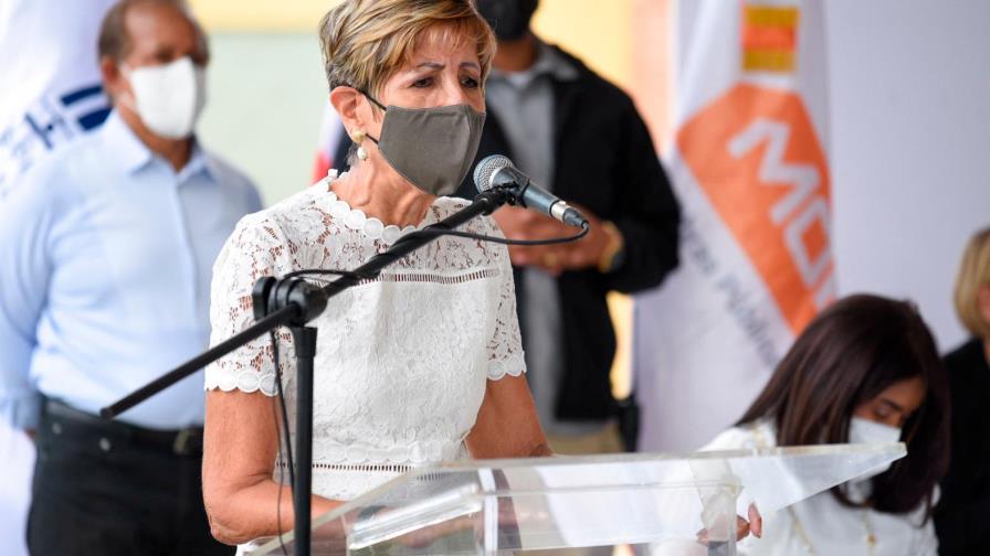 Senadora de Puerto Plata promueve reelección de Luis Abinader Senadora de Puerto Plata promueve reelección de Luis Abinader