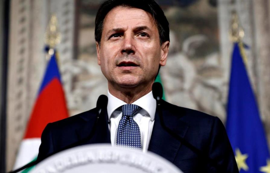 Investigan al primer ministro de Italia por prestar su escolta a su pareja