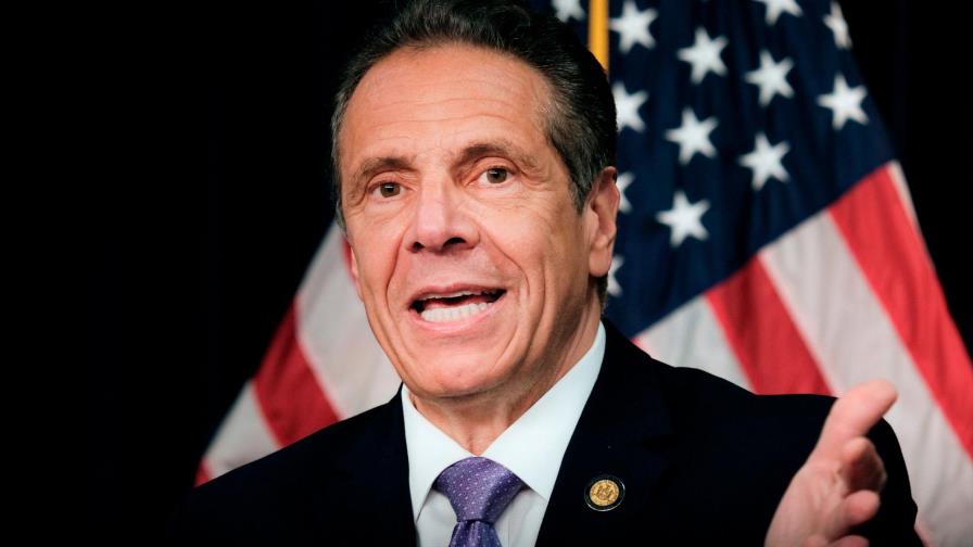 Gobernador de Nueva York afronta protestas y pierde apoyo tras supuesto acoso