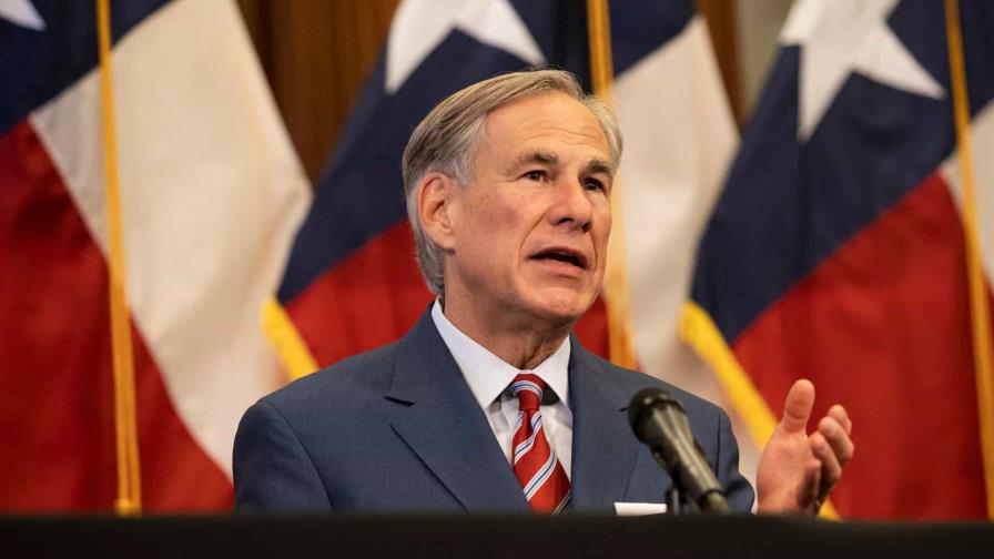 Gobernador de Texas elimina mandato de usar mascarillas y restricciones en restaurantes por COVID-19 Gobernador de Texas elimina mandato de usar mascarillas y restricciones en restaurantes por COVID-19