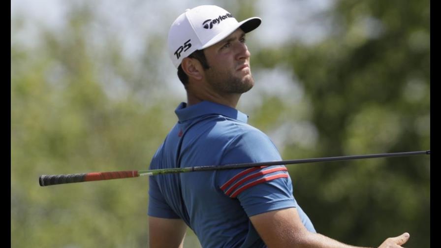 Jon Rahm lidera primera jornada del Farmers Insurance Open con Tiger Woods rezagado