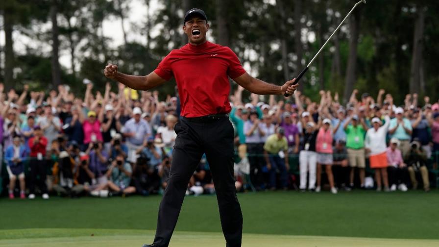 Tiger Woods gana el Master de Augusta; 11 años después de su último triunfo Tiger Woods gana el Master de Augusta; 11 años después de su último triunfo