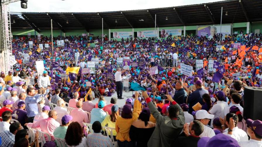 Diputada Lucía Medina da su apoyo a Gonzalo Castillo 