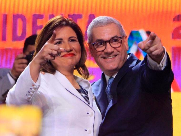 Gonzalo y Margarita hablarán esta noche al país