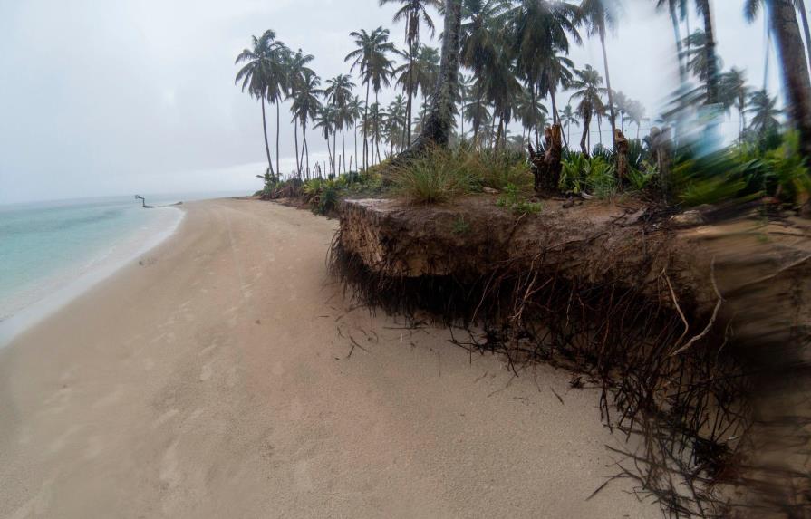 Instituto español realiza proyecto para mitigar erosión de las playas dominicanas