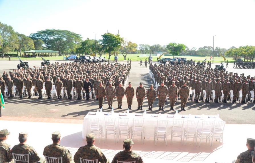 Ejército gradúa 787 soldados y policías en Infantería Militar