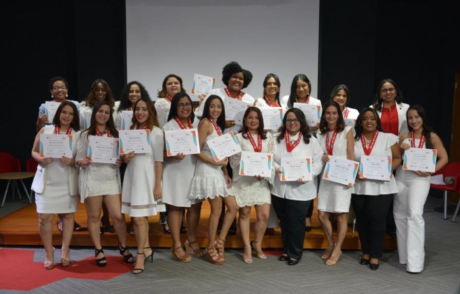 Centro Mipymes-Intec gradúa mujeres del Programa Empresarialidad Femenina