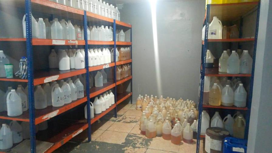 Apresan cabecilla de organización distribuía bebidas alcohólicas adulteradas