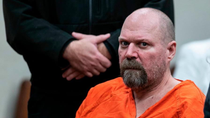 Un hombre es condenado a cadena perpetua por un doble asesinato racista en EEUU