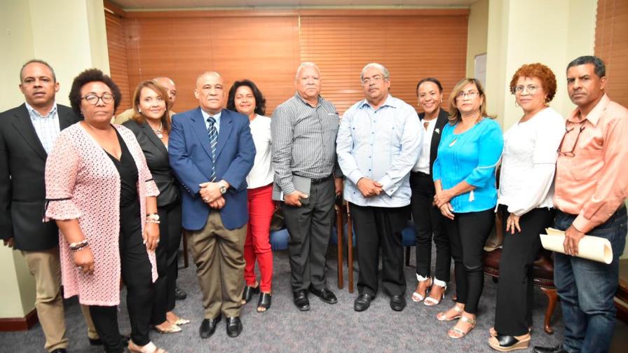 SNS y gremios de salud logran acuerdos SNS y gremios de salud logran acuerdos