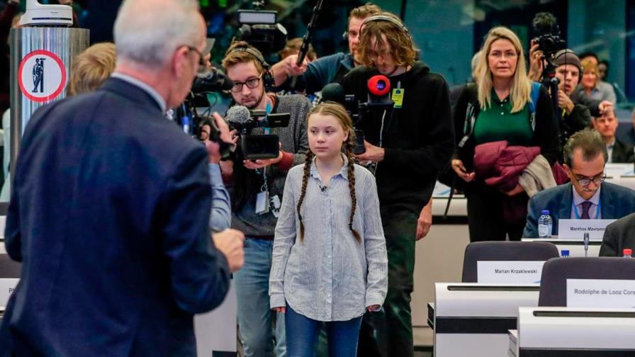 Niñas y jóvenes tratan de encontrar su sitio en la Cumbre del Clima