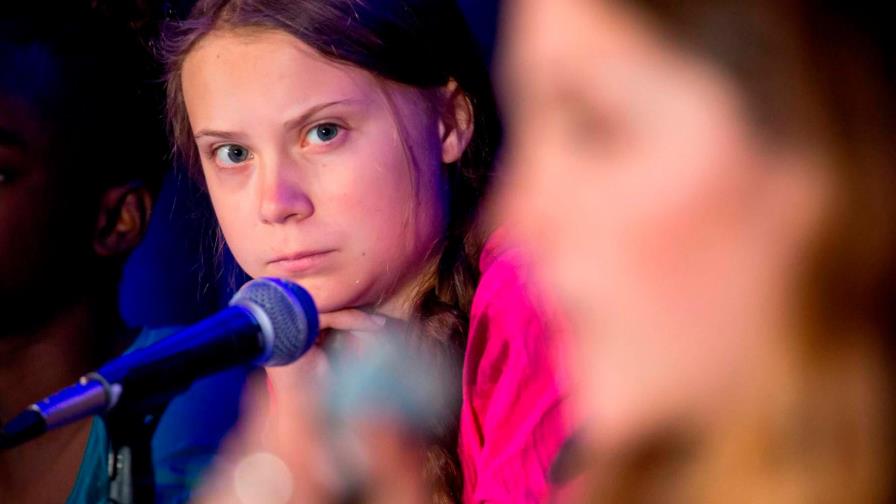 Bolsonaro tilda a Greta de mocosa y ella lo asume en Twitter