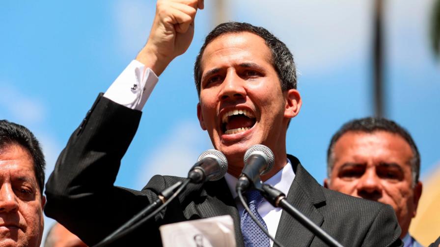 Guaidó se declara presidente encargado venezolano Guaidó se declara presidente encargado venezolano