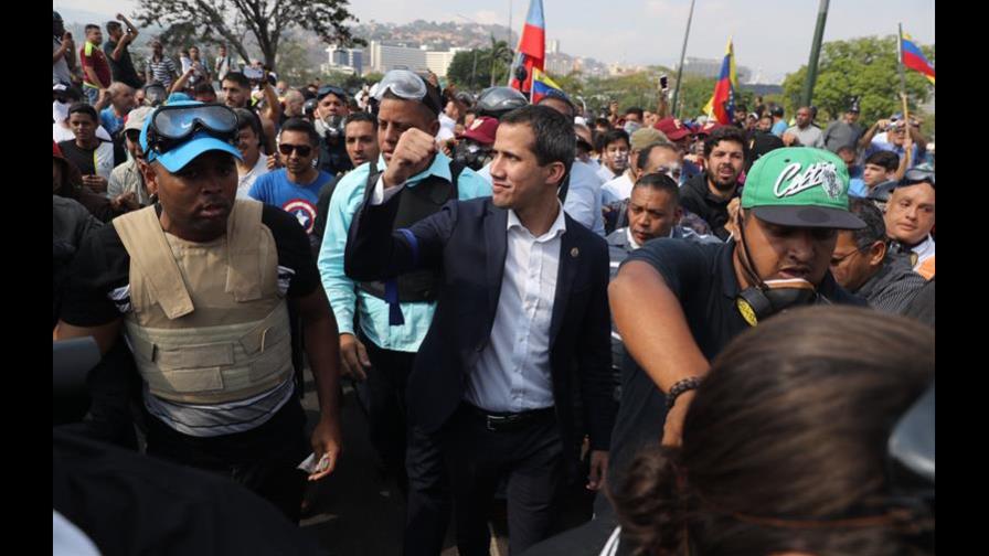 Guaidó da un nuevo paso en su “cruzada” para sacar del poder a Maduro