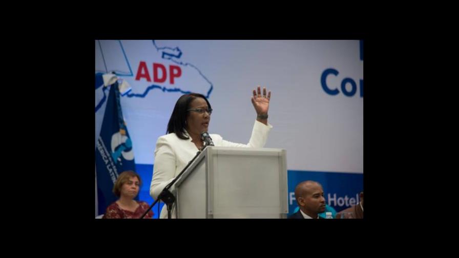 Ministro de Educación y presidenta ADP vuelven a la mesa de las conversaciones 