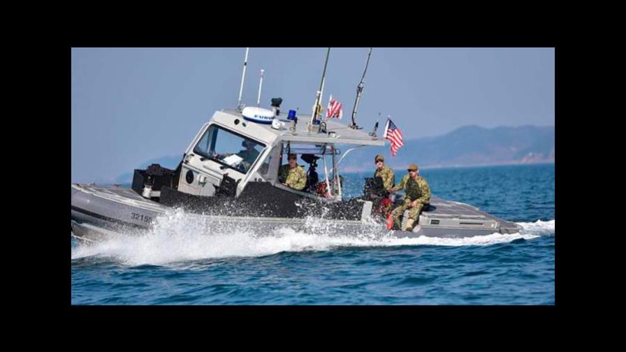 Rescatan a 27 migrantes varados en isla Monito en Puerto Rico Rescatan a 27 migrantes varados en isla Monito en Puerto Rico