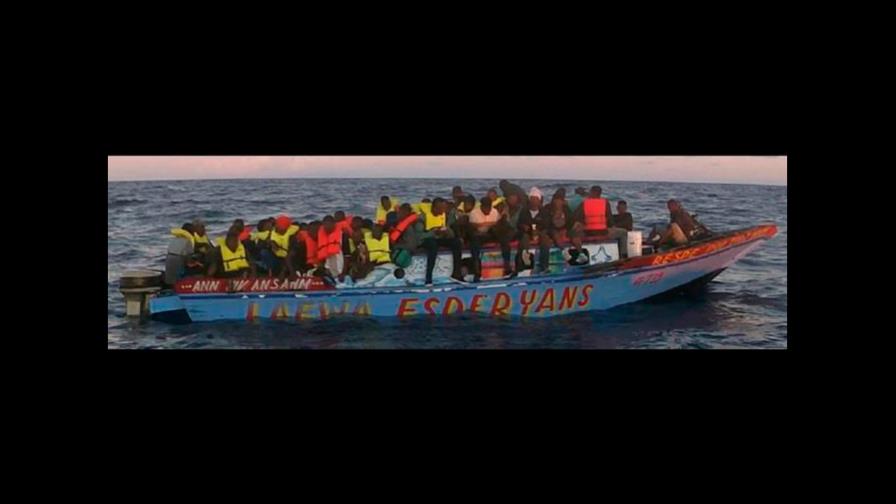 Guardia Costera de EEUU intercepta a 110 migrantes de Haití cerca de las costas del país caribeño