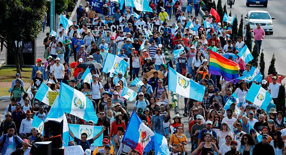 Periodistas y analistas de Guatemala exigen respeto a la libertad de prensa