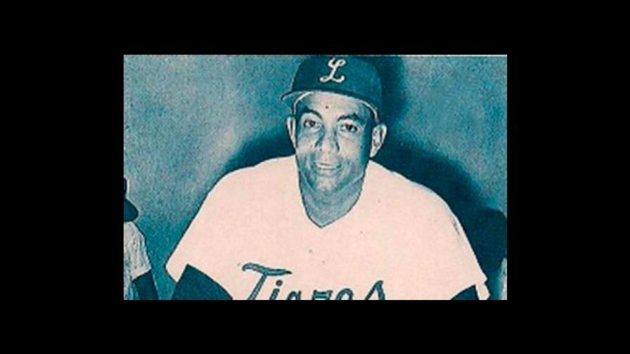 Guayubín Olivo, sacado preso del estadio