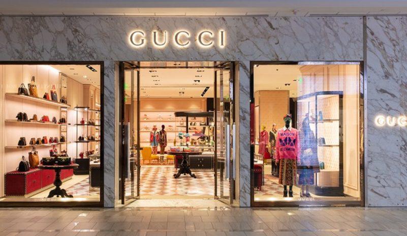 Estas medias rotas por 140 euros son la última locura de Gucci
