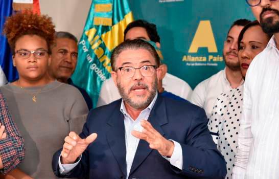 Alianza País se queja de que ANJE no invitara a Guillermo Moreno al debate con candidatos 