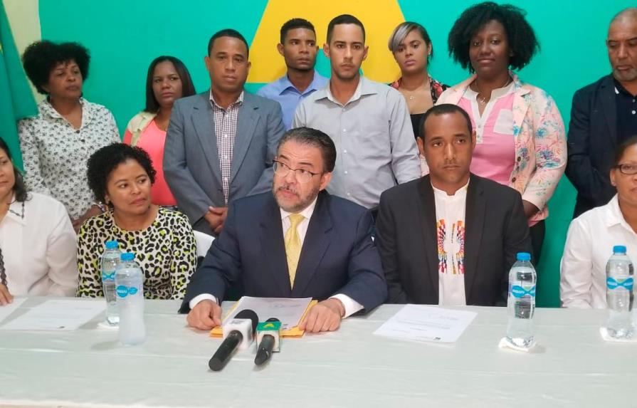 Alianza País  ratifica que Wellington Martínez es candidato a alcalde en San Cristóbal