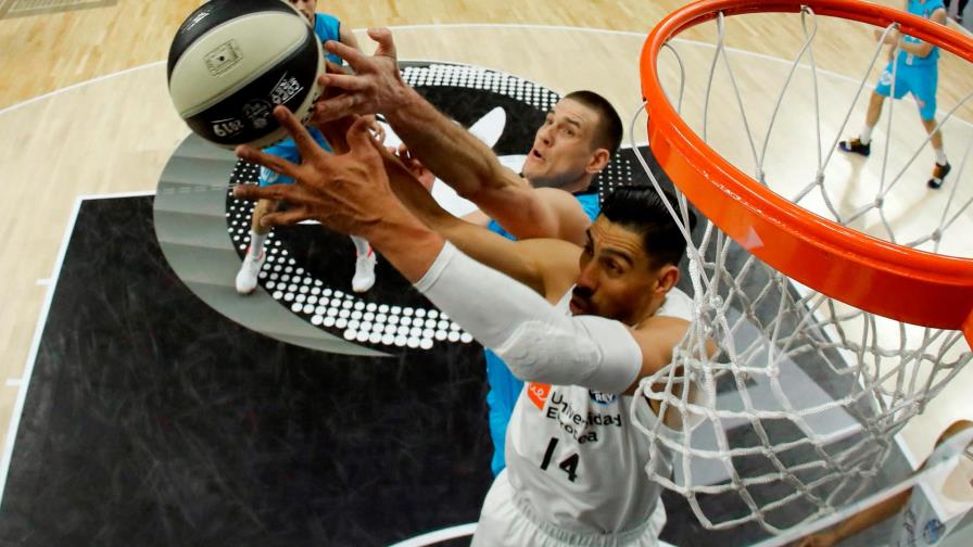 Gustavo Ayón reina en un derbi muy madridista