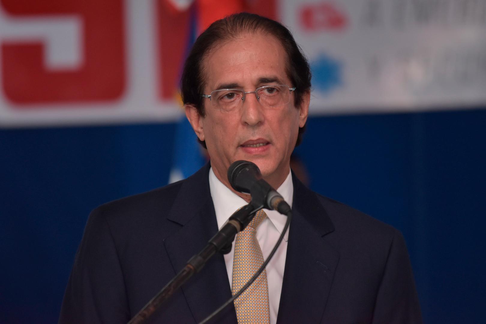 Durante el acto, el ministro de la Presidencia y presidente del Consejo del 9-1-1, Gustavo Montalvo.