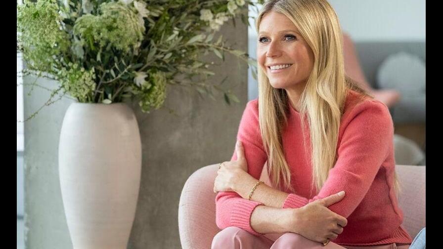 Gwyneth Paltrow habla de tabúes en la cama en serie de Netflix