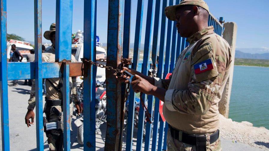 En Haití profesora sospechosa de coronavirus se esconde para evitar que la maten