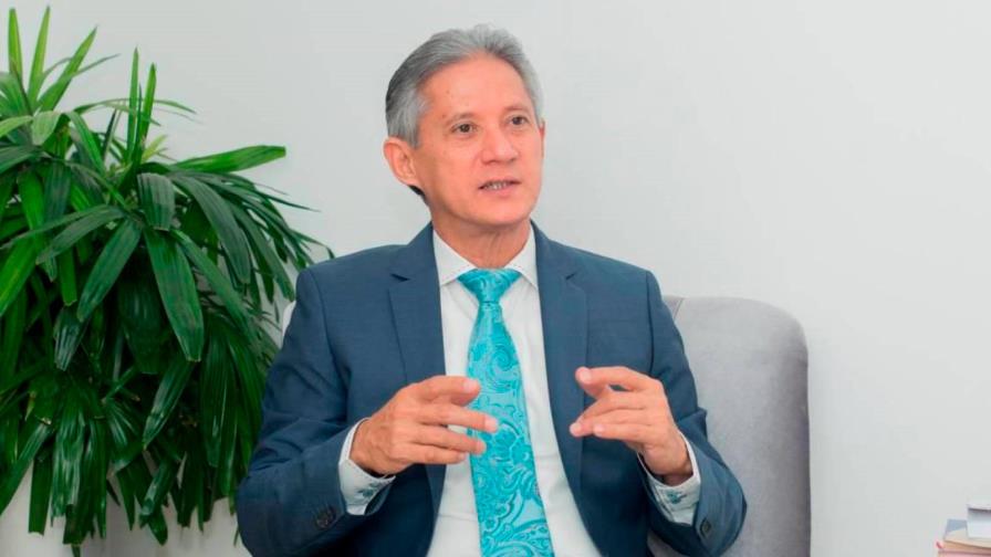 Economista sugiere al Gobierno mutualizar manejo deuda pública