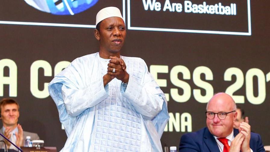 La FIBA se da un plazo de semanas para tomar decisiones con sus competiciones