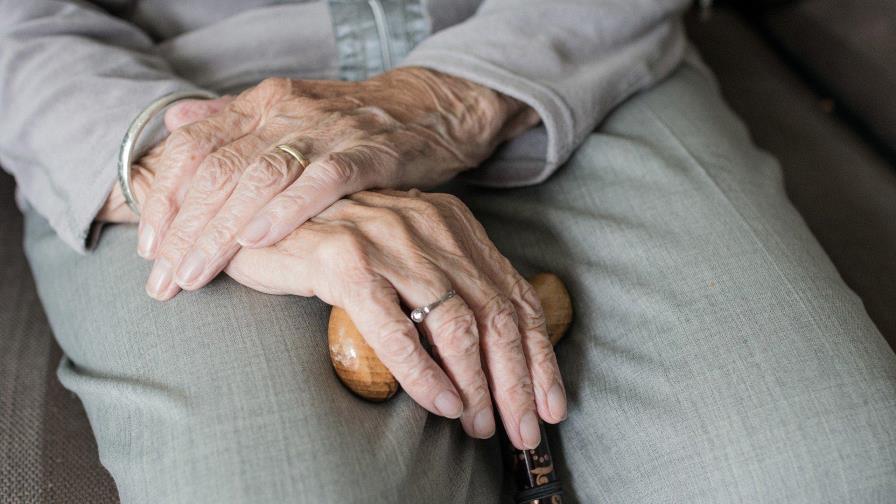 Mujeres de más de cien años derrotan el coronavirus y otras buenas noticias